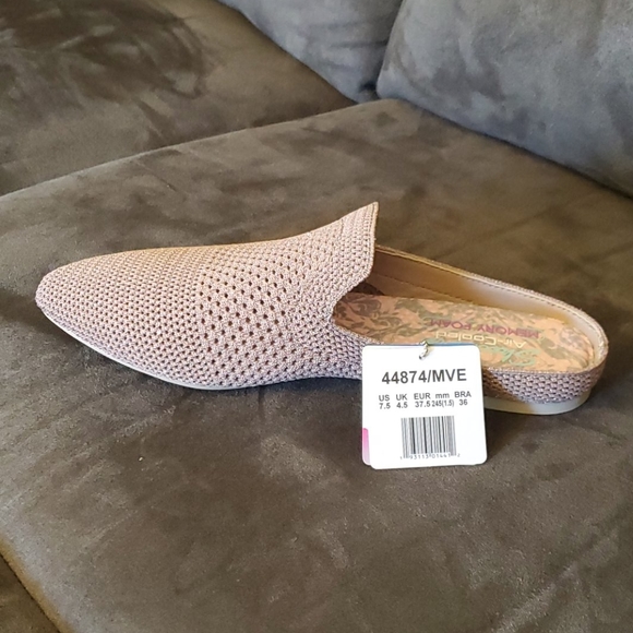 Mules - Picture 2 of 4